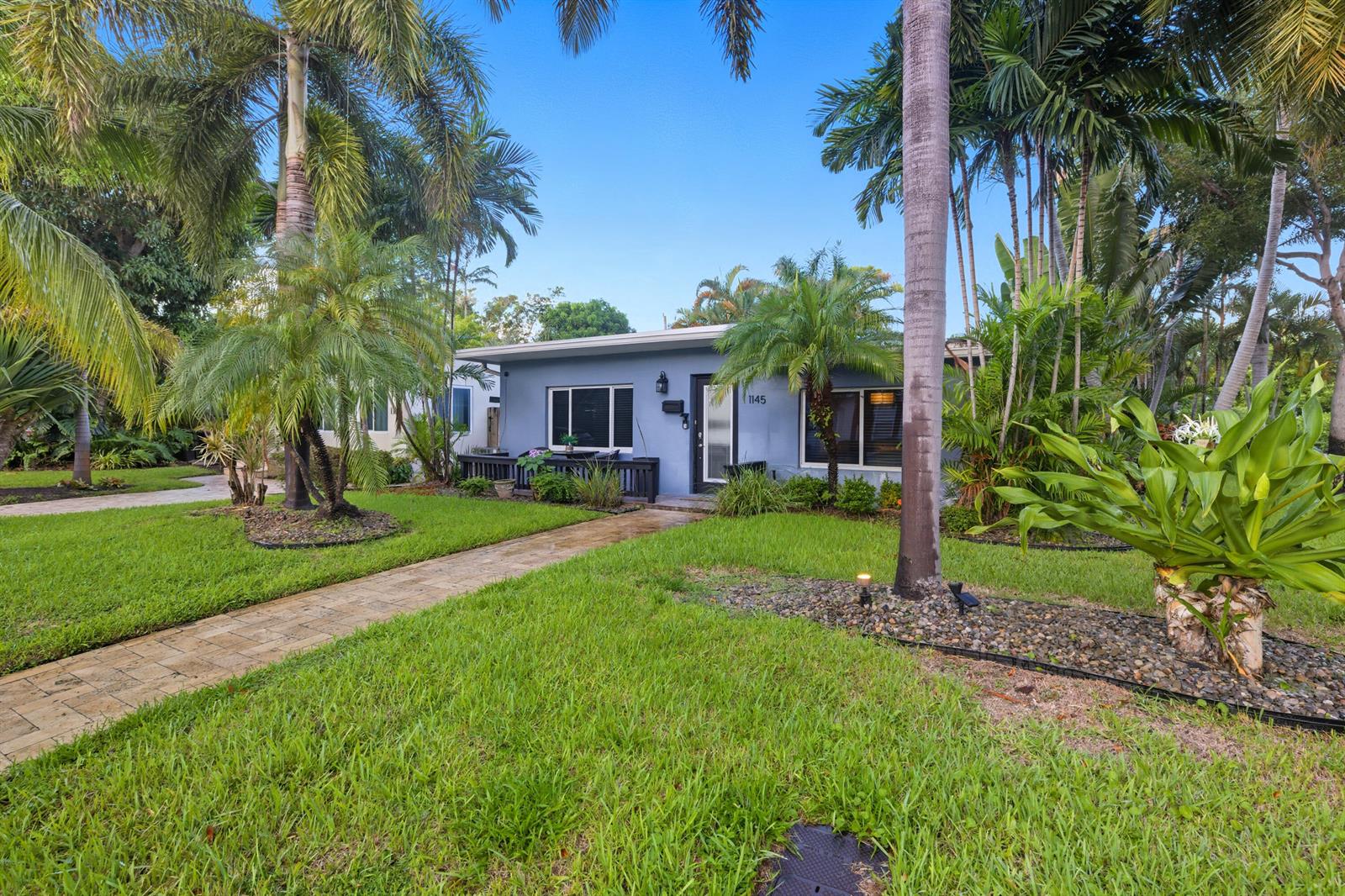 Ver detalles 1-2 / 0 1593 sq. ft. $ 2026-06-05 0 foto