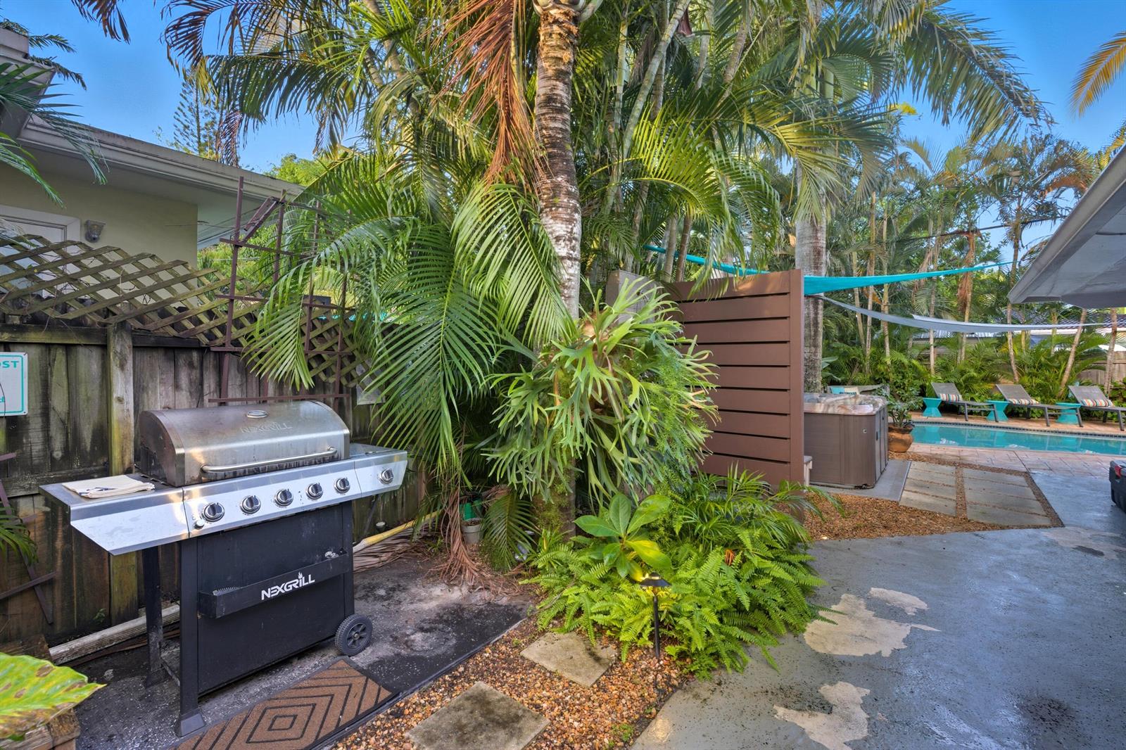 Ver detalles 1-2 / 0 1593 sq. ft. $ 2026-06-05 0 foto