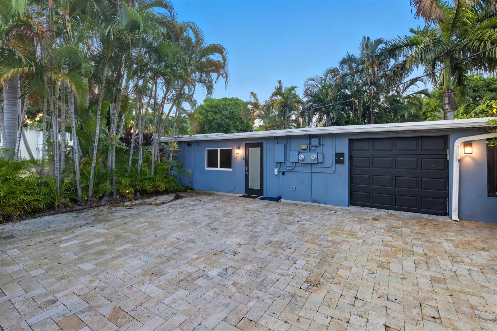 Ver detalles 1-2 / 0 1593 sq. ft. $ 2026-06-05 0 foto