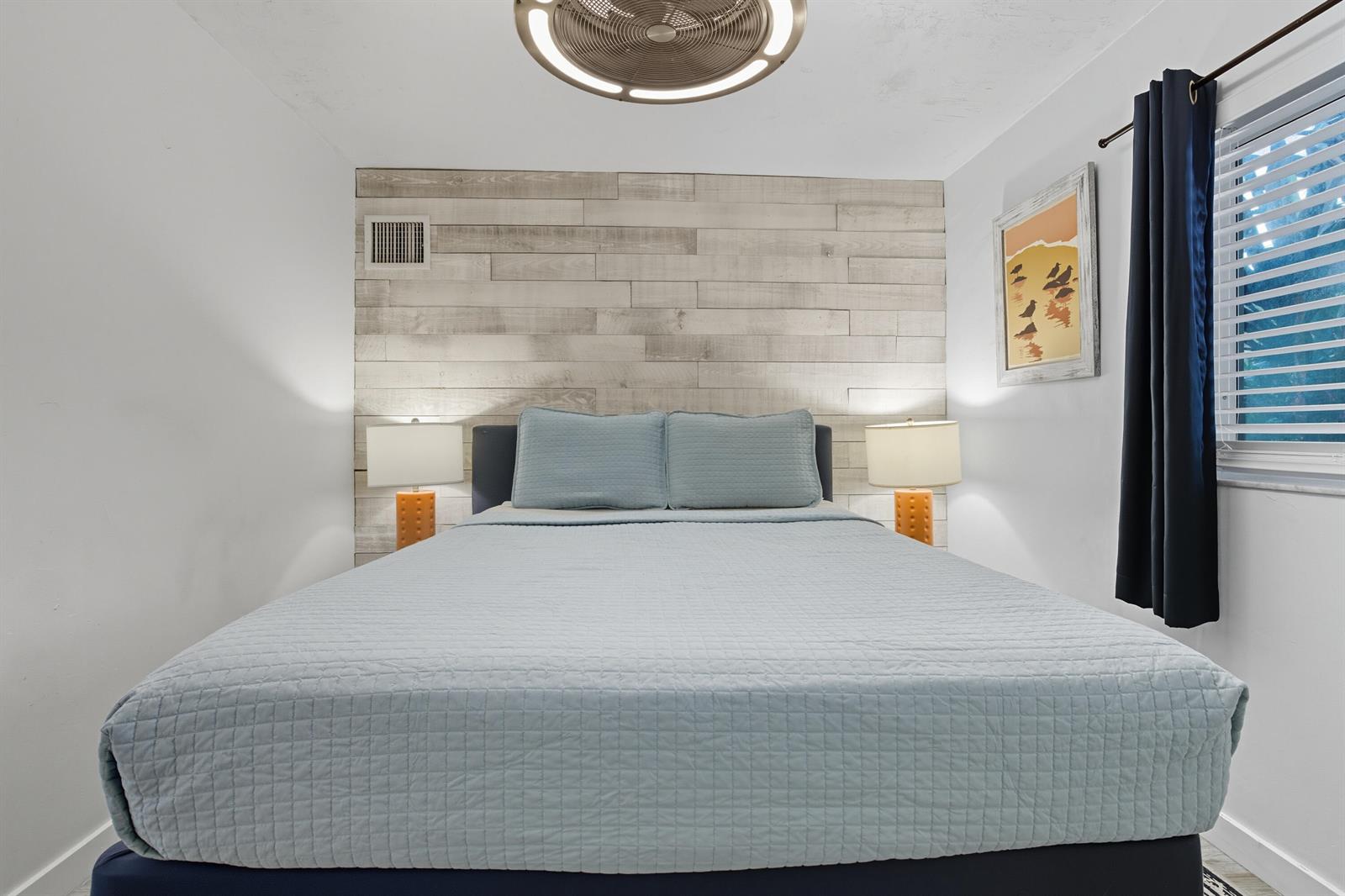 Ver detalles 1-2 / 0 1593 sq. ft. $ 2026-06-05 0 foto