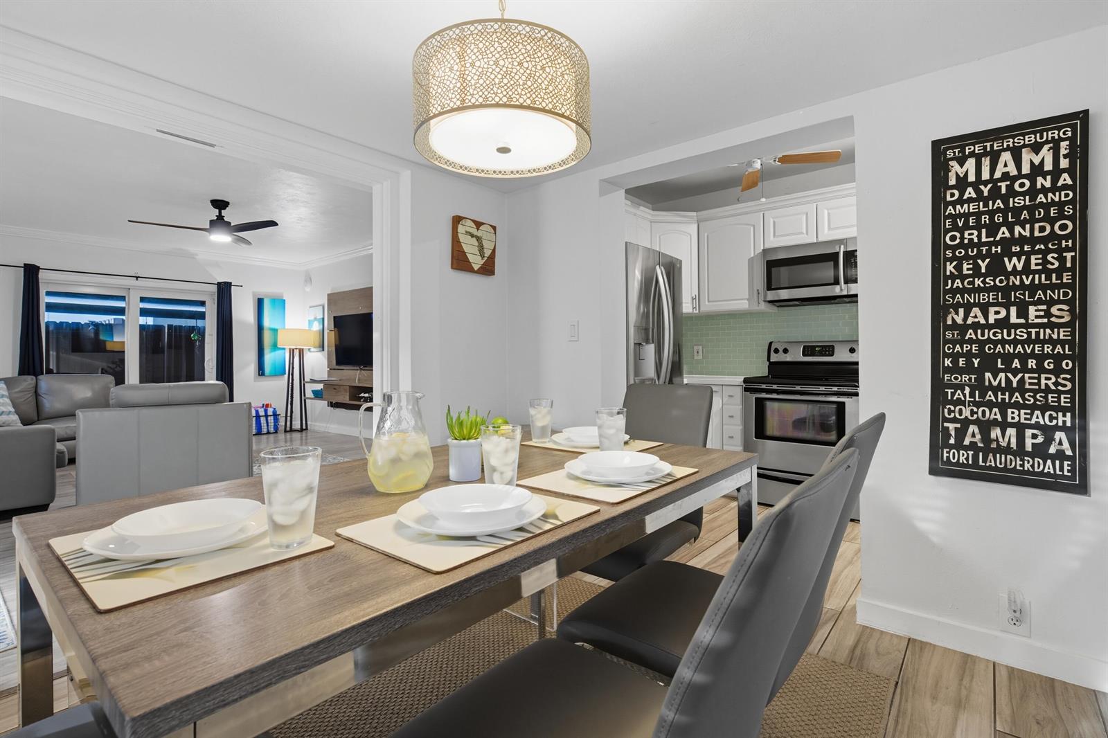 Ver detalles 1-2 / 0 1593 sq. ft. $ 2026-06-05 0 foto