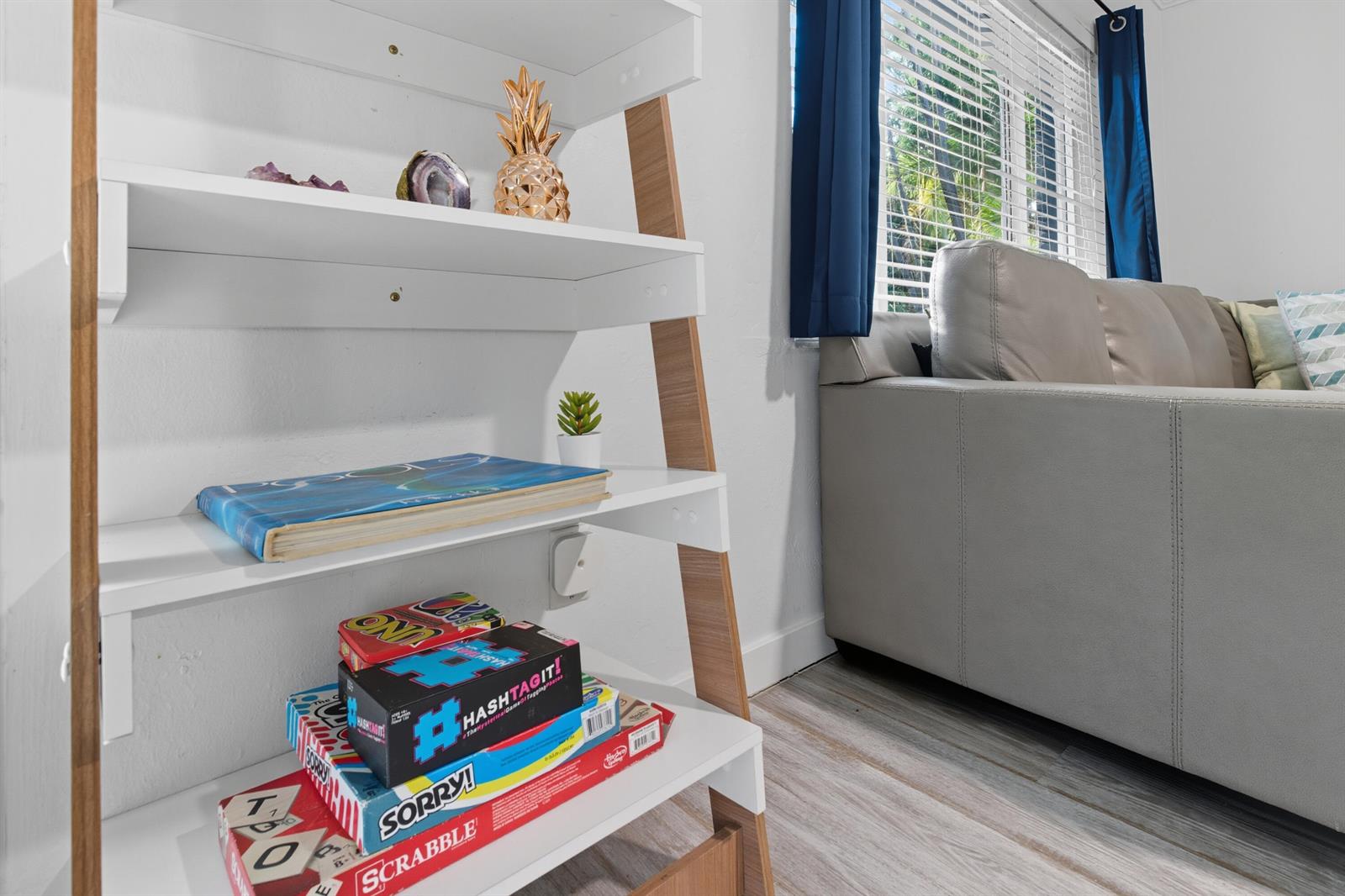 Ver detalles 1-2 / 0 1593 sq. ft. $ 2026-06-05 0 foto