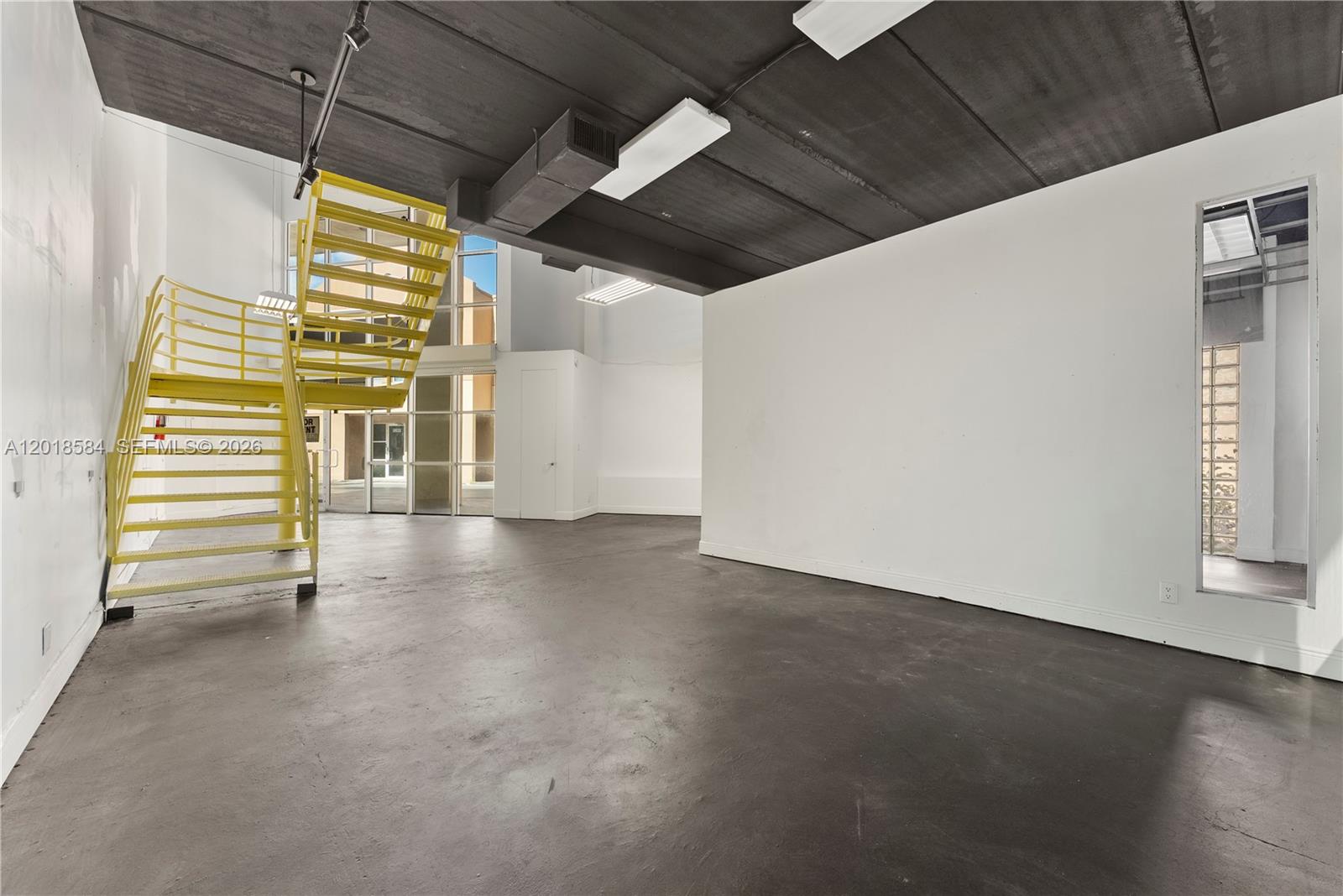 20199  /   sq. ft. $ 2026-05-13 0 Photo