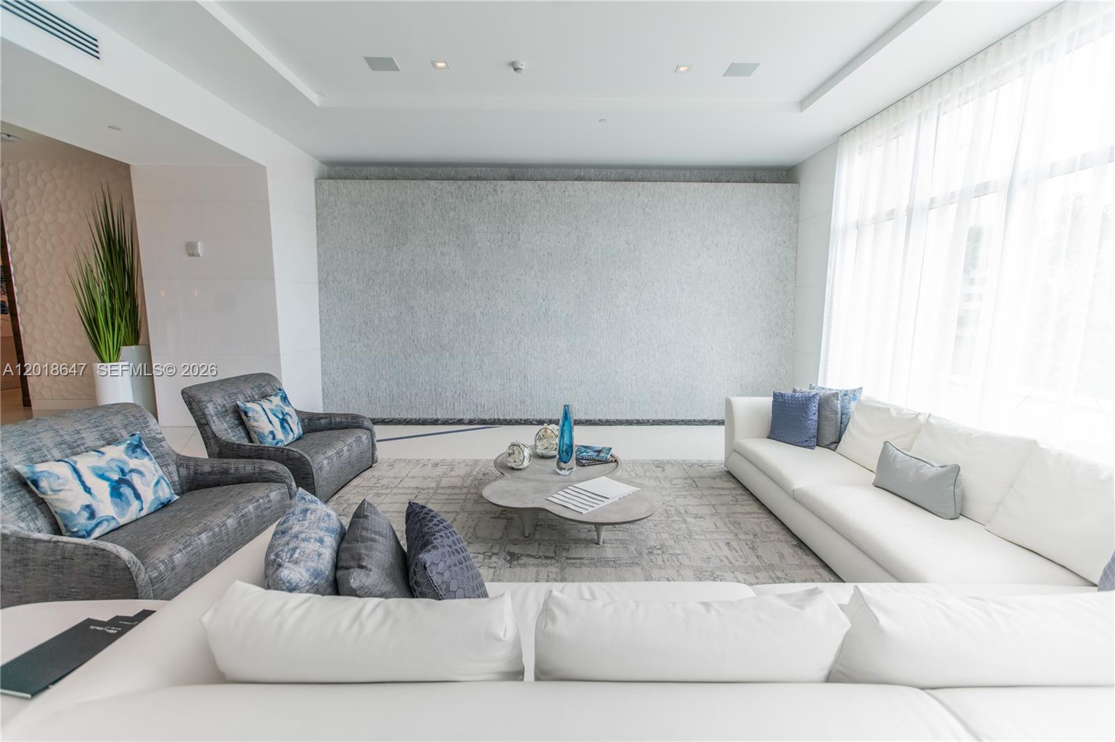 See details 5-1603 3 / 3 1524 sq. ft. $ 2026-05-13 0 Photo