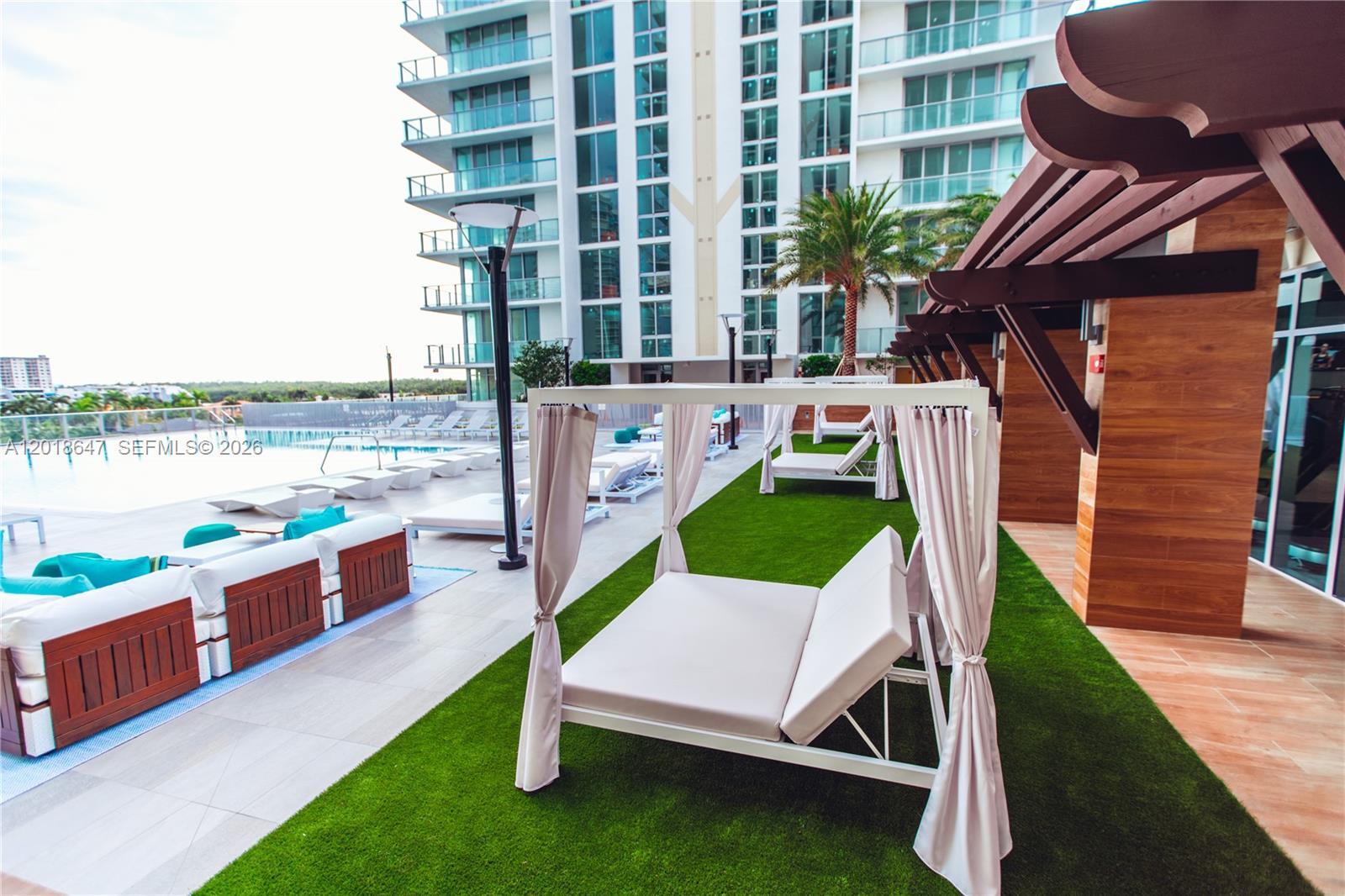 See details 5-1603 3 / 3 1524 sq. ft. $ 2026-05-13 0 Photo
