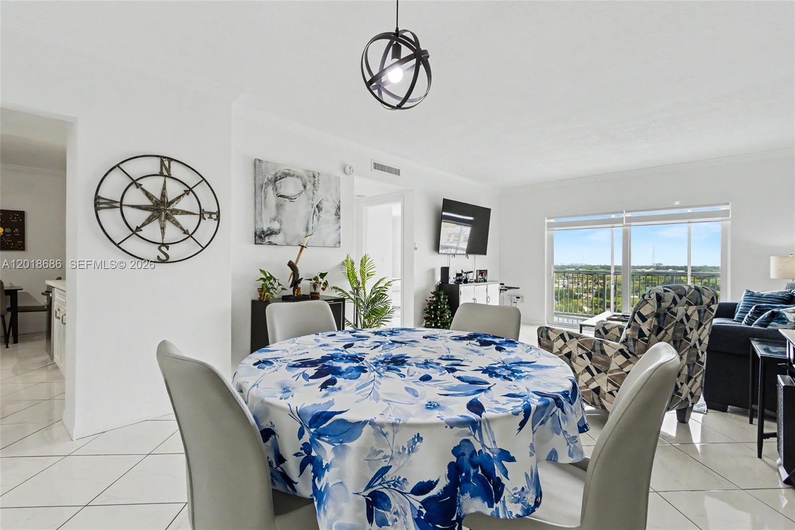 See details 1115 1 / 2 844 sq. ft. $ 2026-05-14 0 Photo