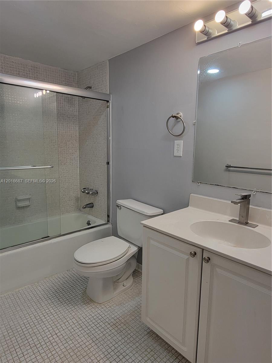 Photo of 19380 Collins Ave #418, Sunny Isles Beach, Florida, 33160 -