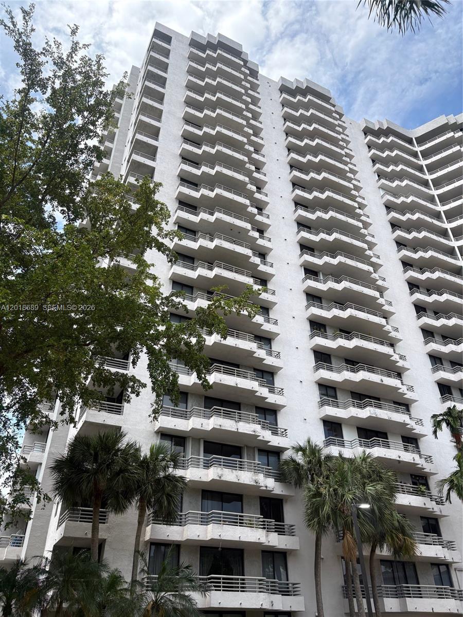Photo of 3300 191st St  #LP18, Aventura, Florida, 33180 - 