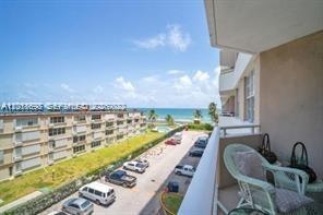 4D 1 / 2 870 sq. ft. $ 2026-05-13 0 Photo