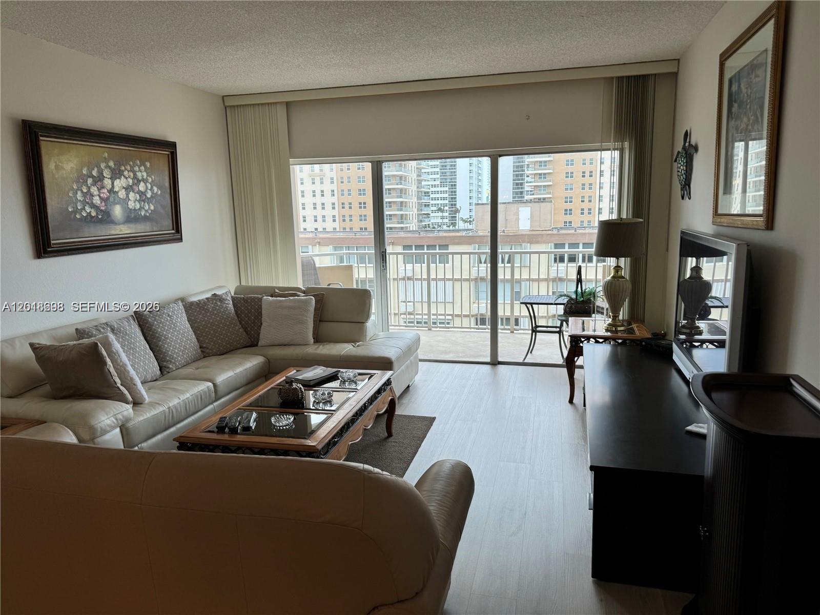 4D 1 / 2 870 sq. ft. $ 2026-05-13 0 Photo