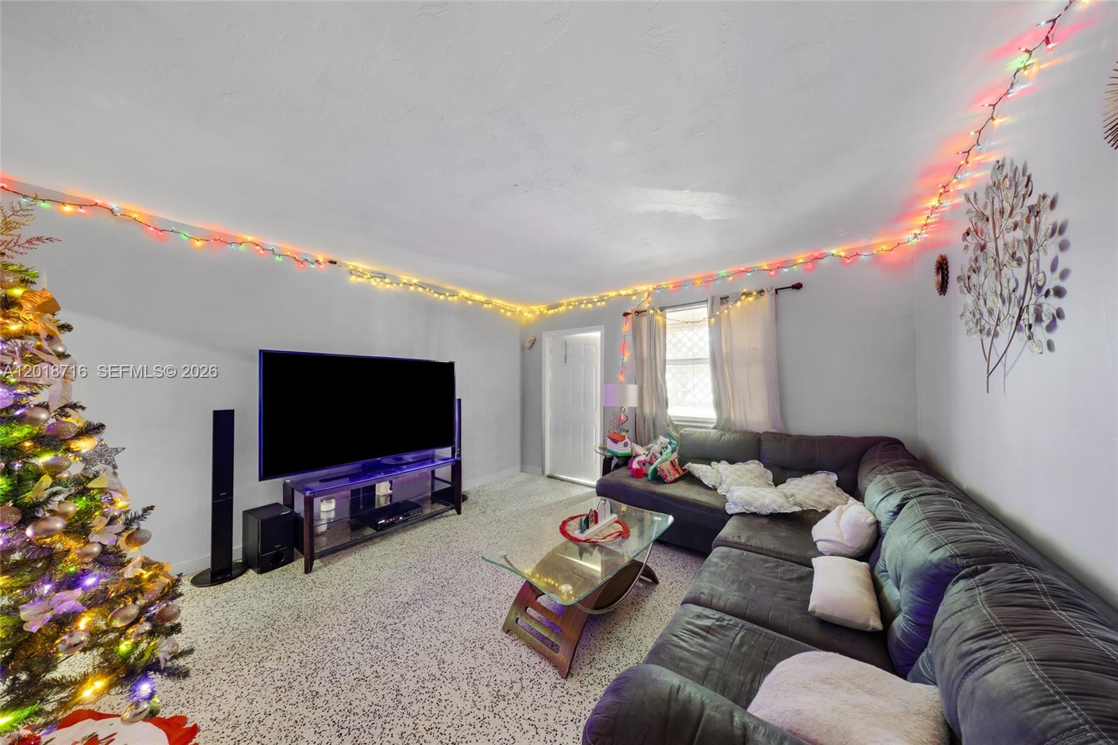 See details / 2409 sq. ft. $ 2026-05-13 0 Photo