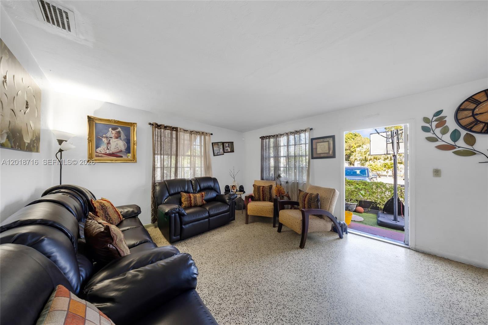 See details / 2409 sq. ft. $ 2026-05-13 0 Photo