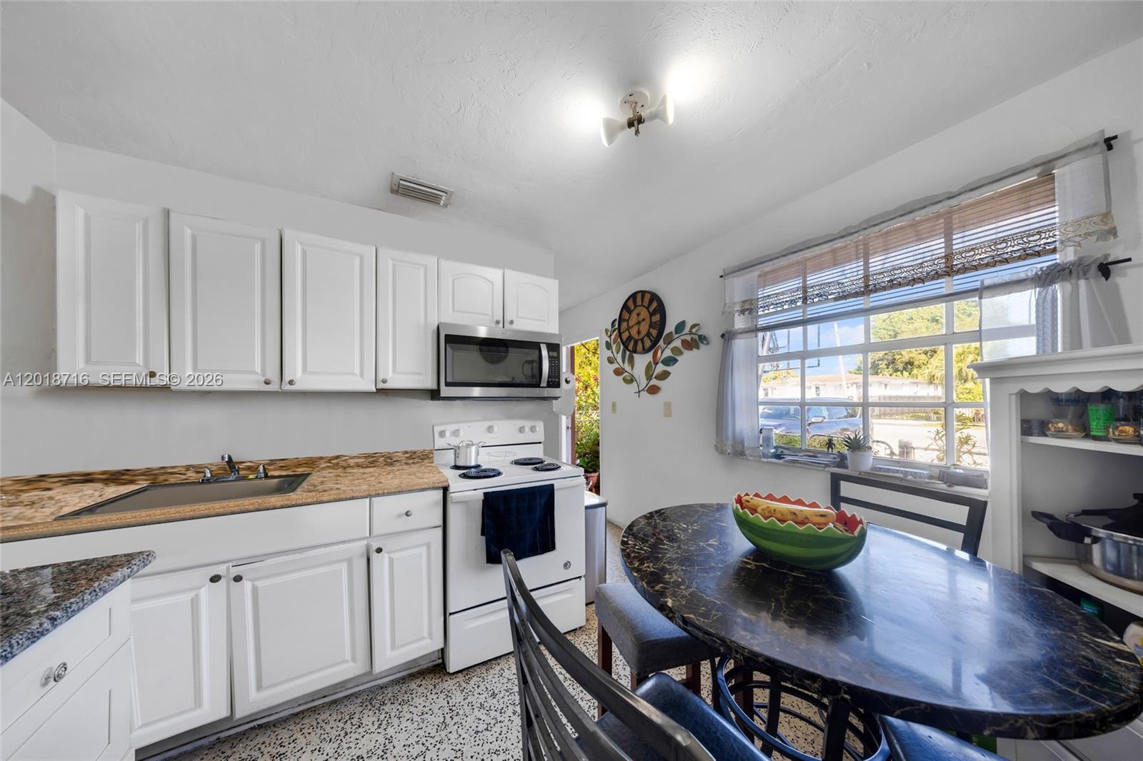 See details / 2409 sq. ft. $ 2026-05-13 0 Photo