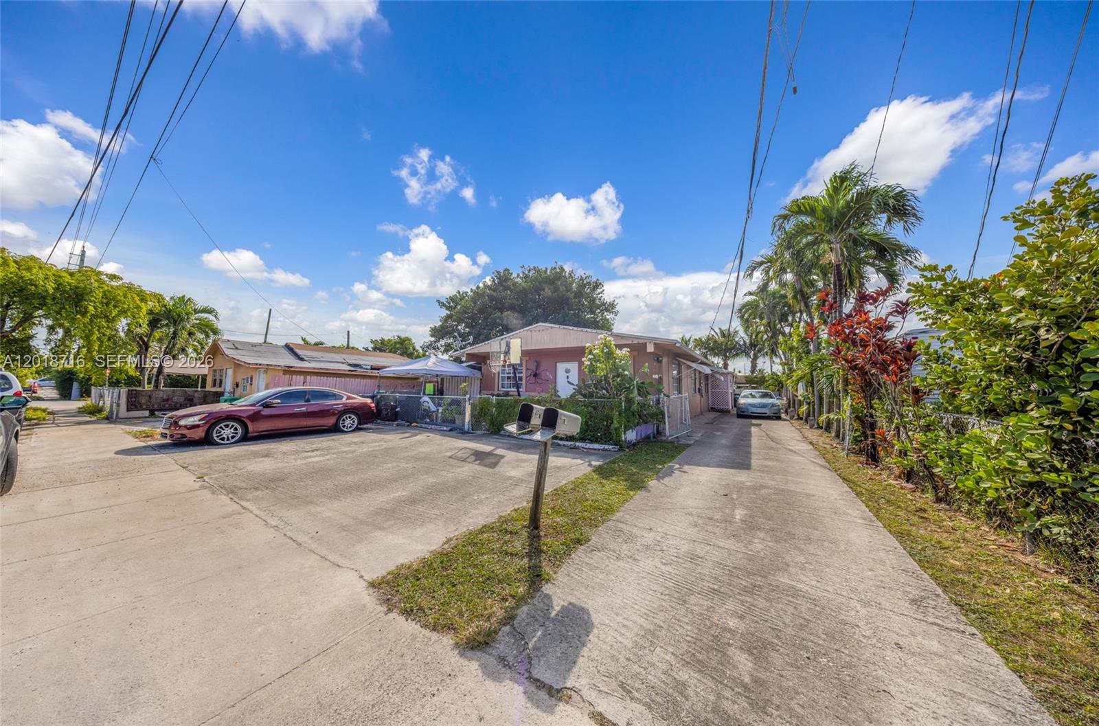 See details / 2409 sq. ft. $ 2026-05-13 0 Photo