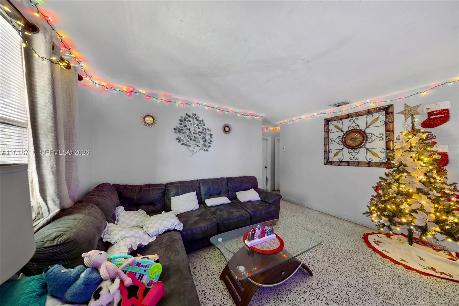 See details / 2409 sq. ft. $ 2026-05-13 0 Photo