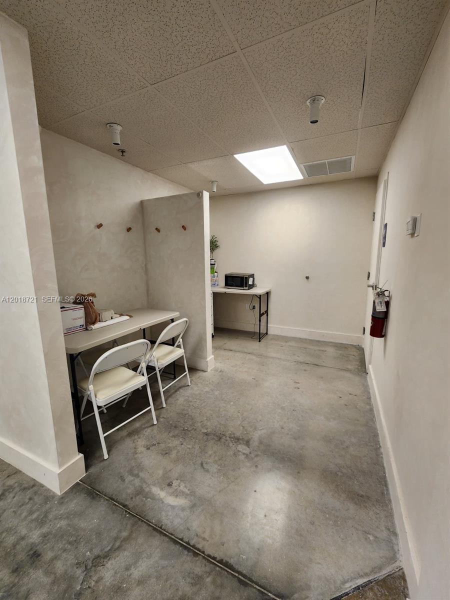 107  /   sq. ft. $ 2026-05-13 0 Photo