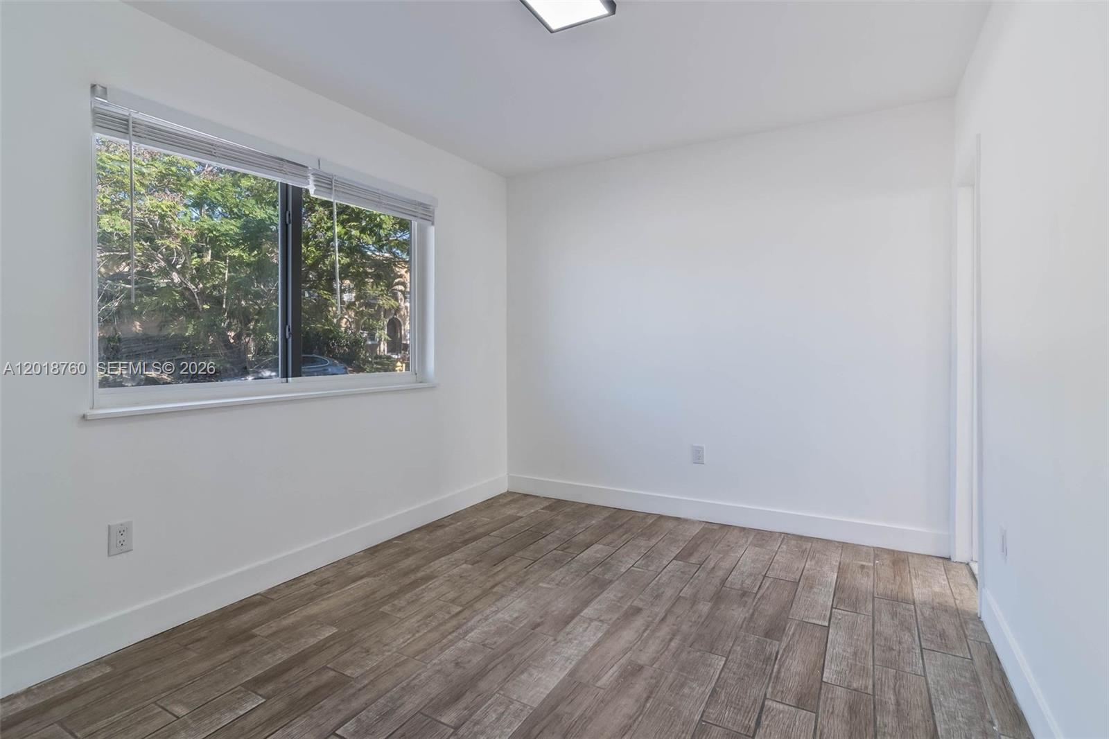 See details / 3290 sq. ft. $ 2026-05-13 0 Photo