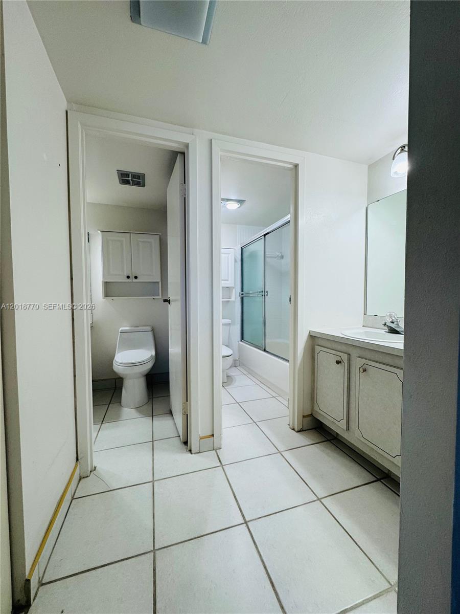Photo of 3675 Country Club Dr #2005, Aventura, Florida, 33180 -