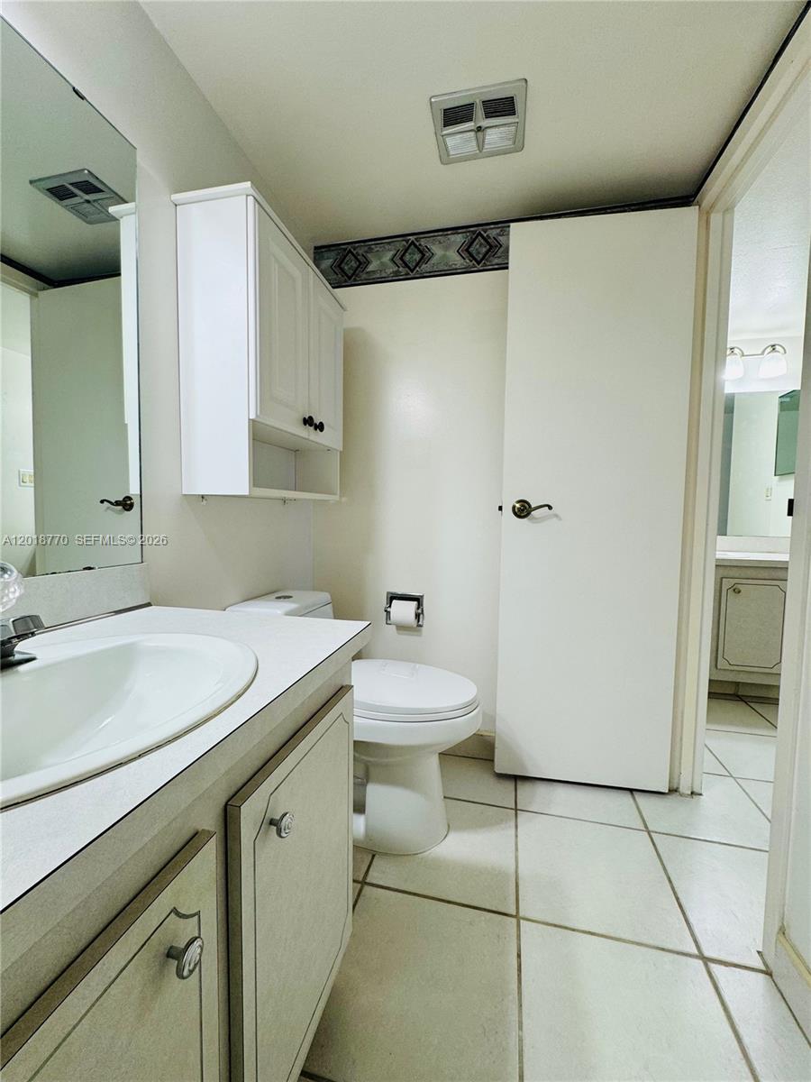 Photo of 3675 Country Club Dr #2005, Aventura, Florida, 33180 -