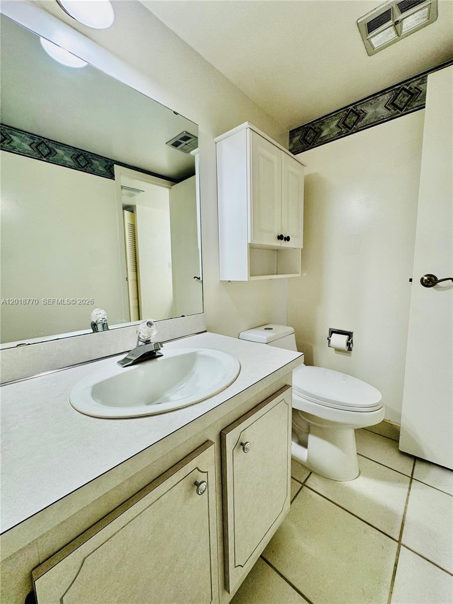 Photo of 3675 Country Club Dr #2005, Aventura, Florida, 33180 -