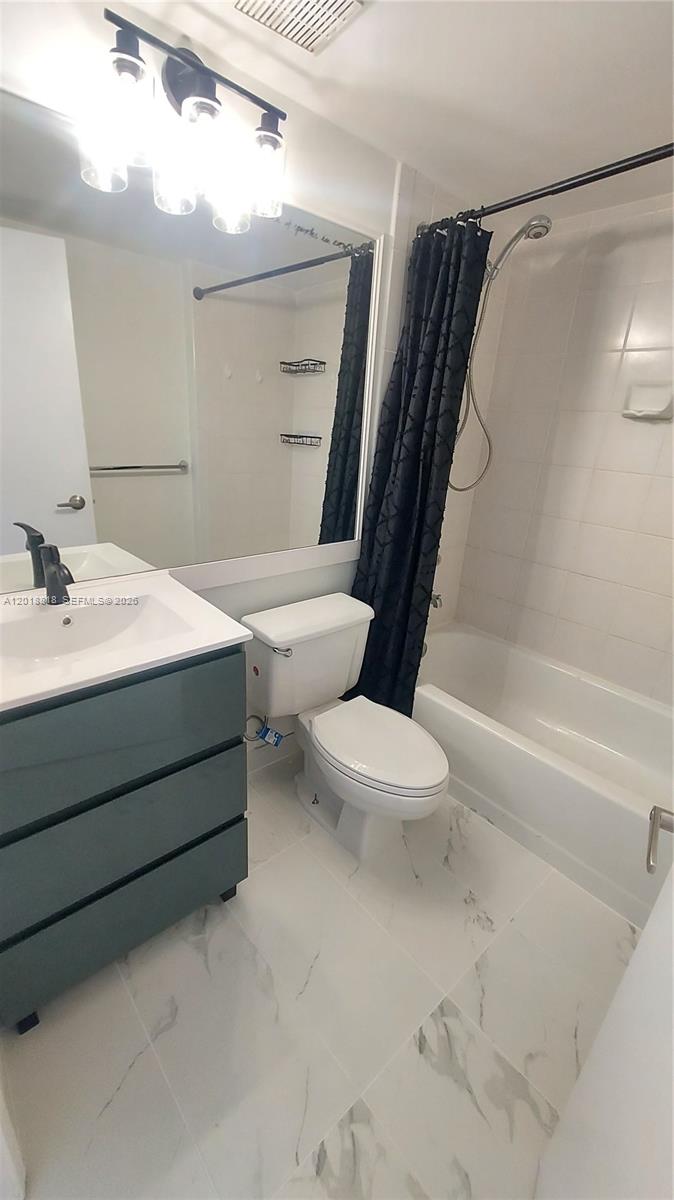 Photo of 3300 192nd St #808, Aventura, Florida, 33180 -