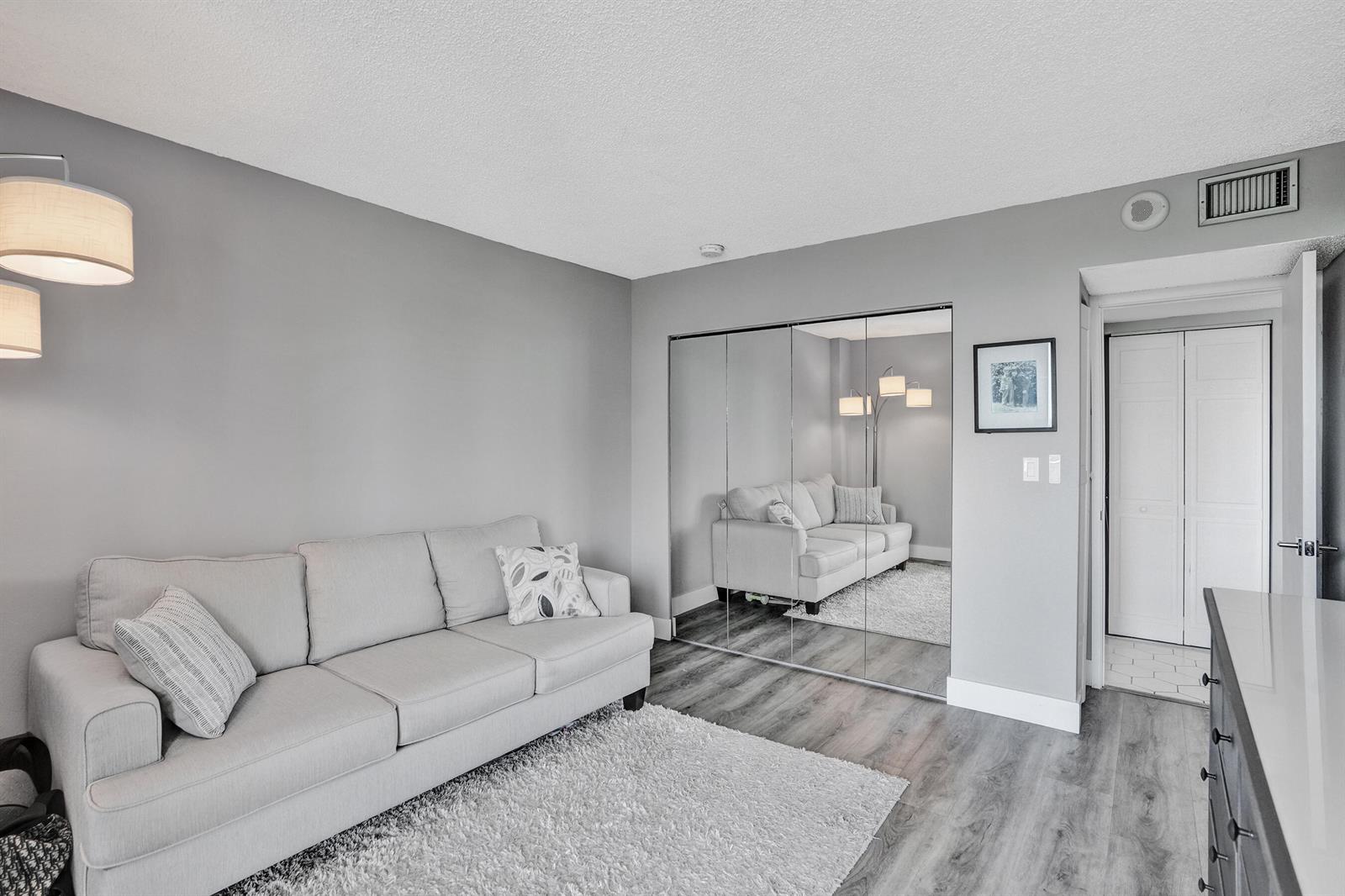 Photo of 3701 Country Club  #605, Aventura, Florida, 33180 - DSC03698
