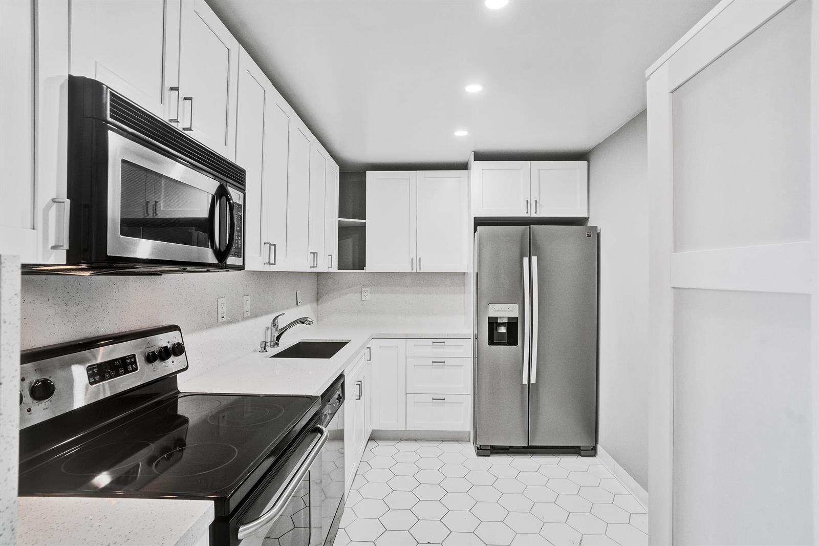 Photo of 3701 Country Club  #605, Aventura, Florida, 33180 - DSC03707