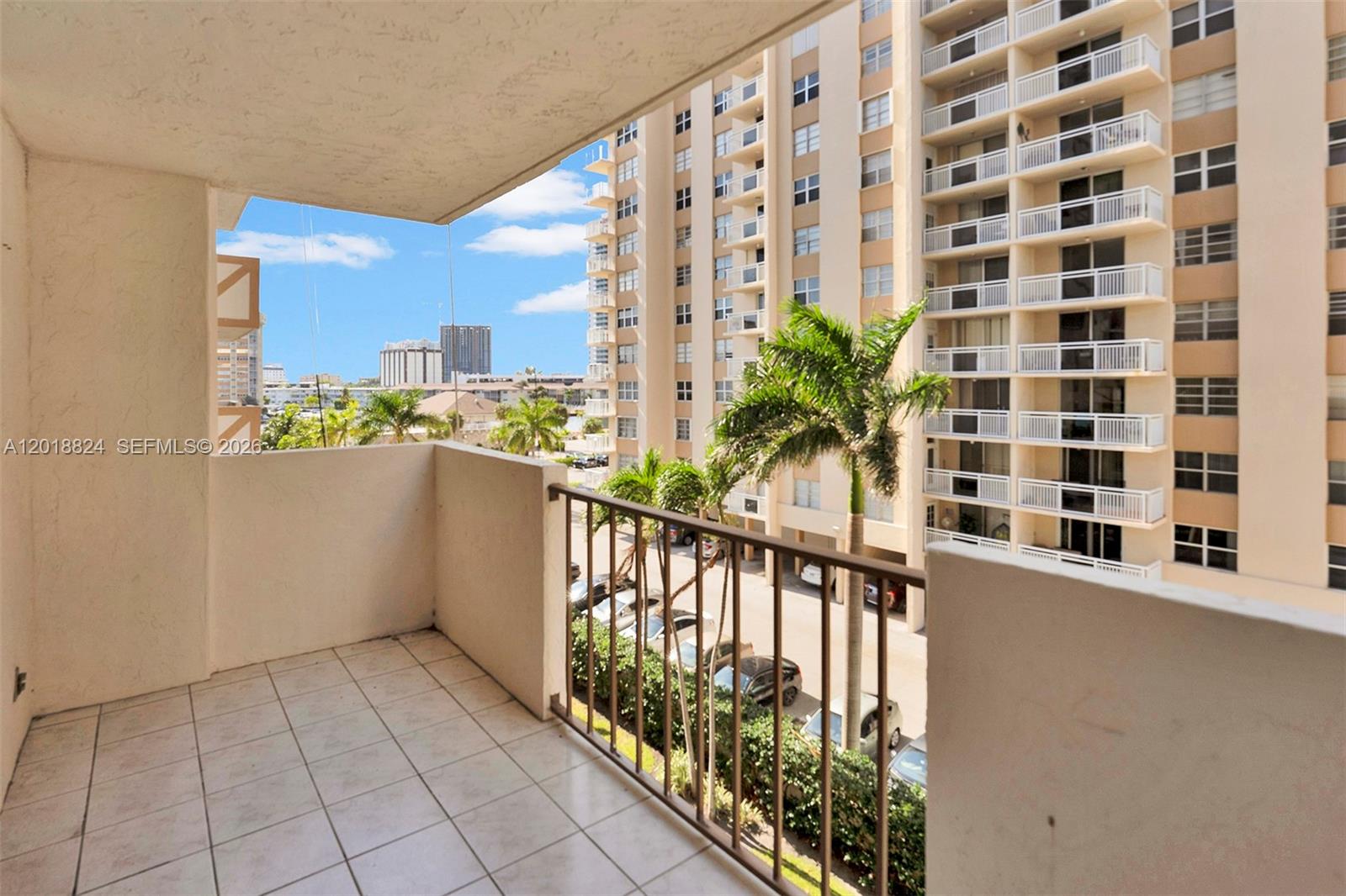 Photo of 1865 Ocean Dr  #4C, Hallandale Beach, Florida, 33009 - 
