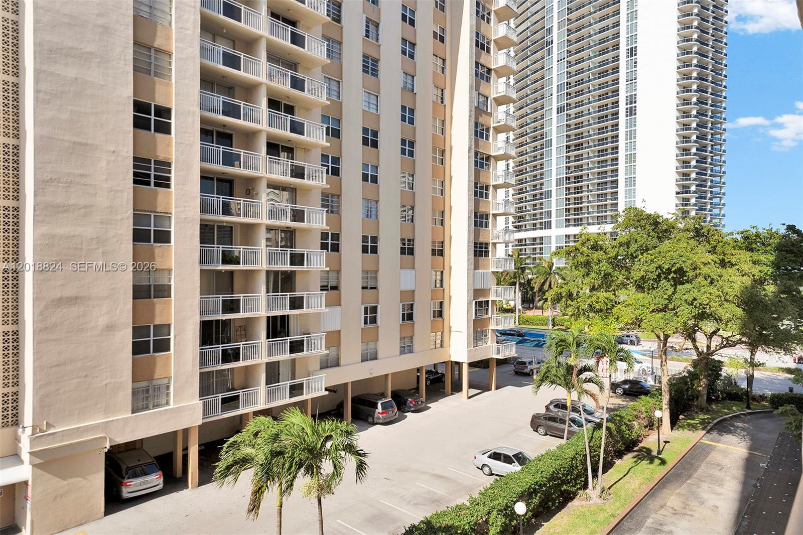 Photo of 1865 Ocean Dr  #4C, Hallandale Beach, Florida, 33009 - 