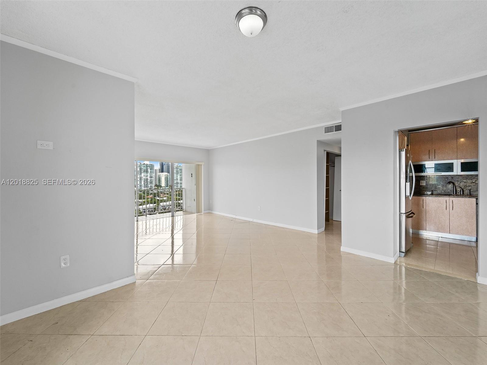 1421 2 / 2 1350 sq. ft. $ 2026-05-14 0 Photo