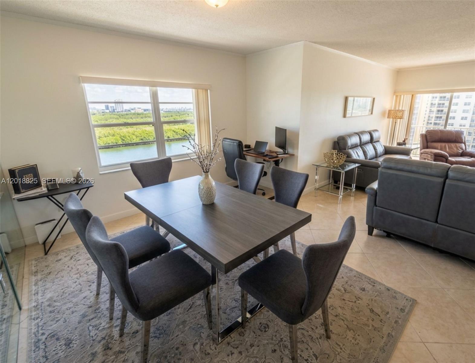 1421 2 / 2 1350 sq. ft. $ 2026-05-14 0 Photo