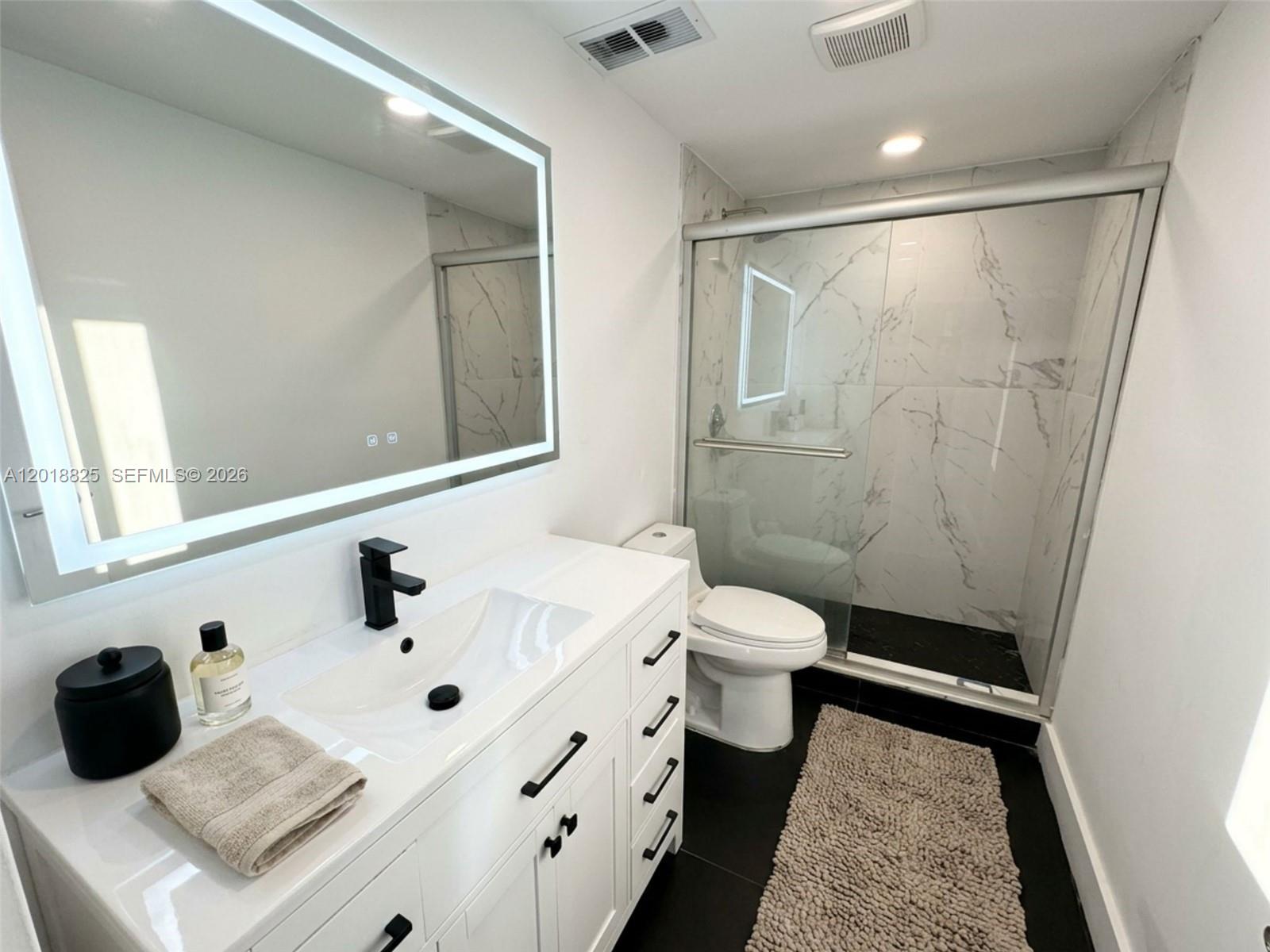 1421 2 / 2 1350 sq. ft. $ 2026-05-14 0 Photo