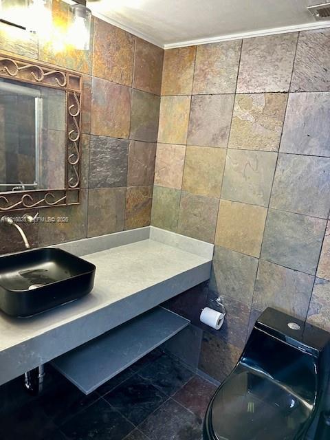 Photo of 3725 Ocean Dr  #PH03, Hollywood, Florida, 33019 - 