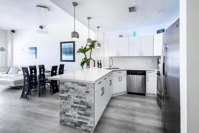 Photo of 3725 Ocean Dr  #PH03, Hollywood, Florida, 33019 - 