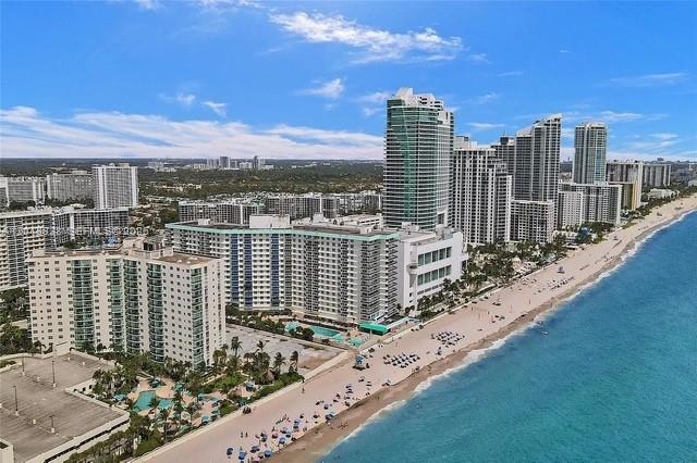Photo of 3725 Ocean Dr  #PH03, Hollywood, Florida, 33019 - 