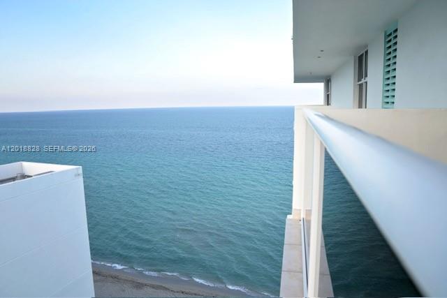 Photo of 3725 Ocean Dr  #PH03, Hollywood, Florida, 33019 - 