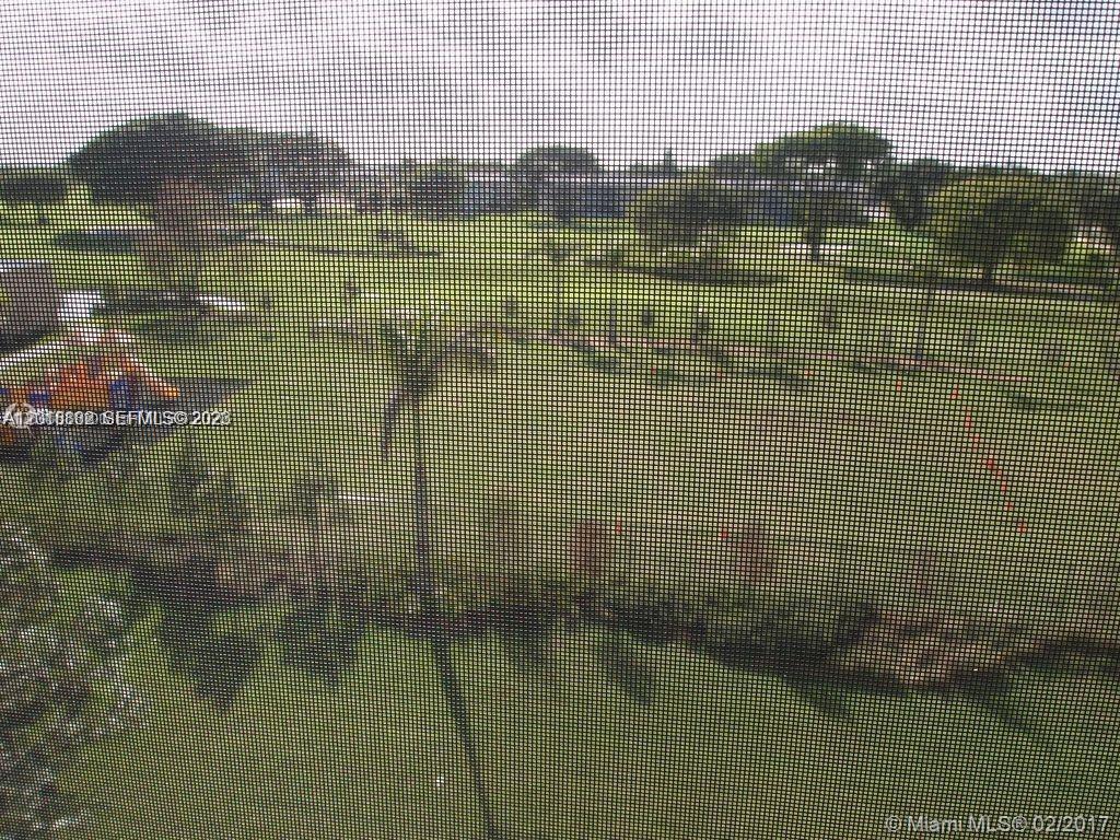 See details 503 1 / 2 775 sq. ft. $ 2026-05-14 0 Photo