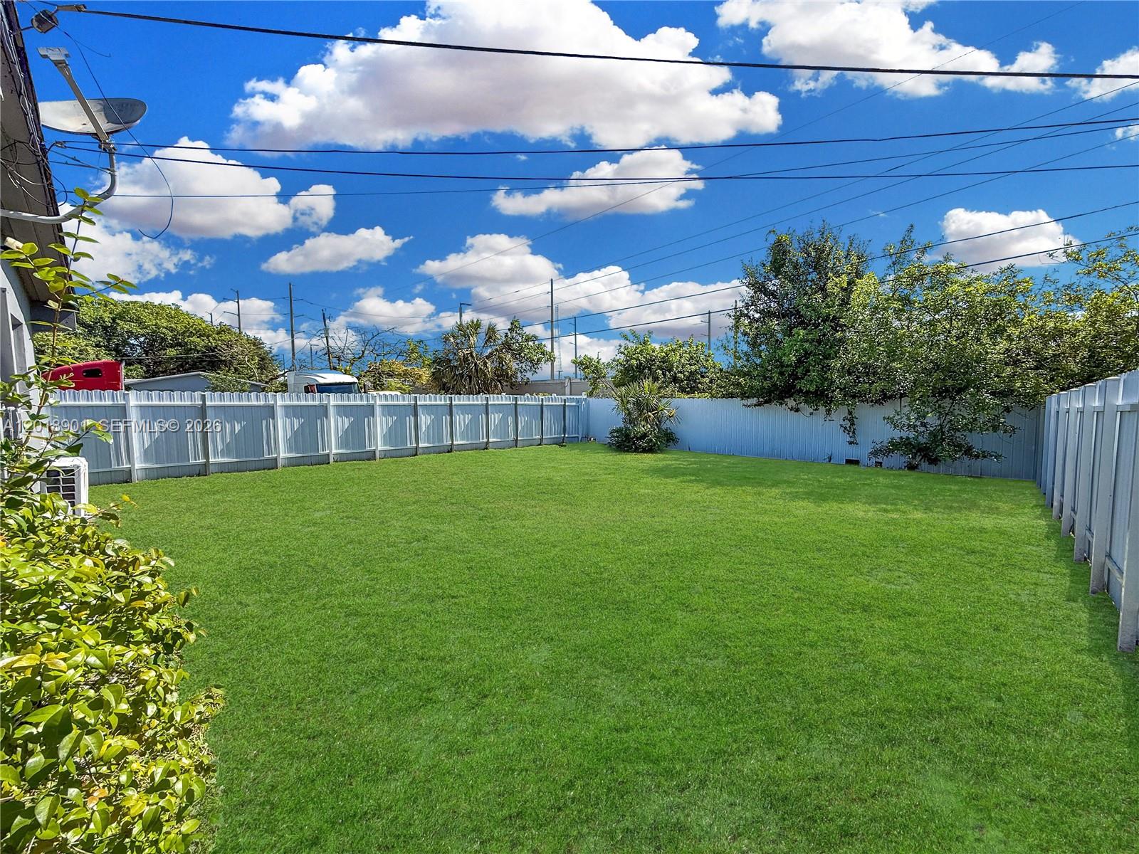 See details / 2976 sq. ft. $ 2026-05-14 0 Photo