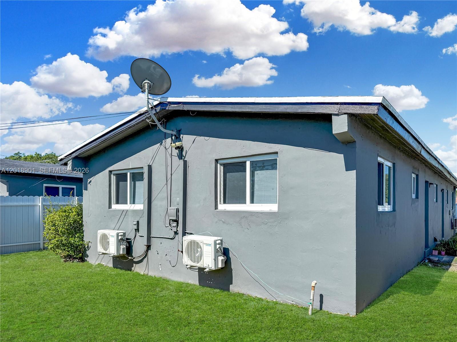 See details / 2976 sq. ft. $ 2026-05-14 0 Photo