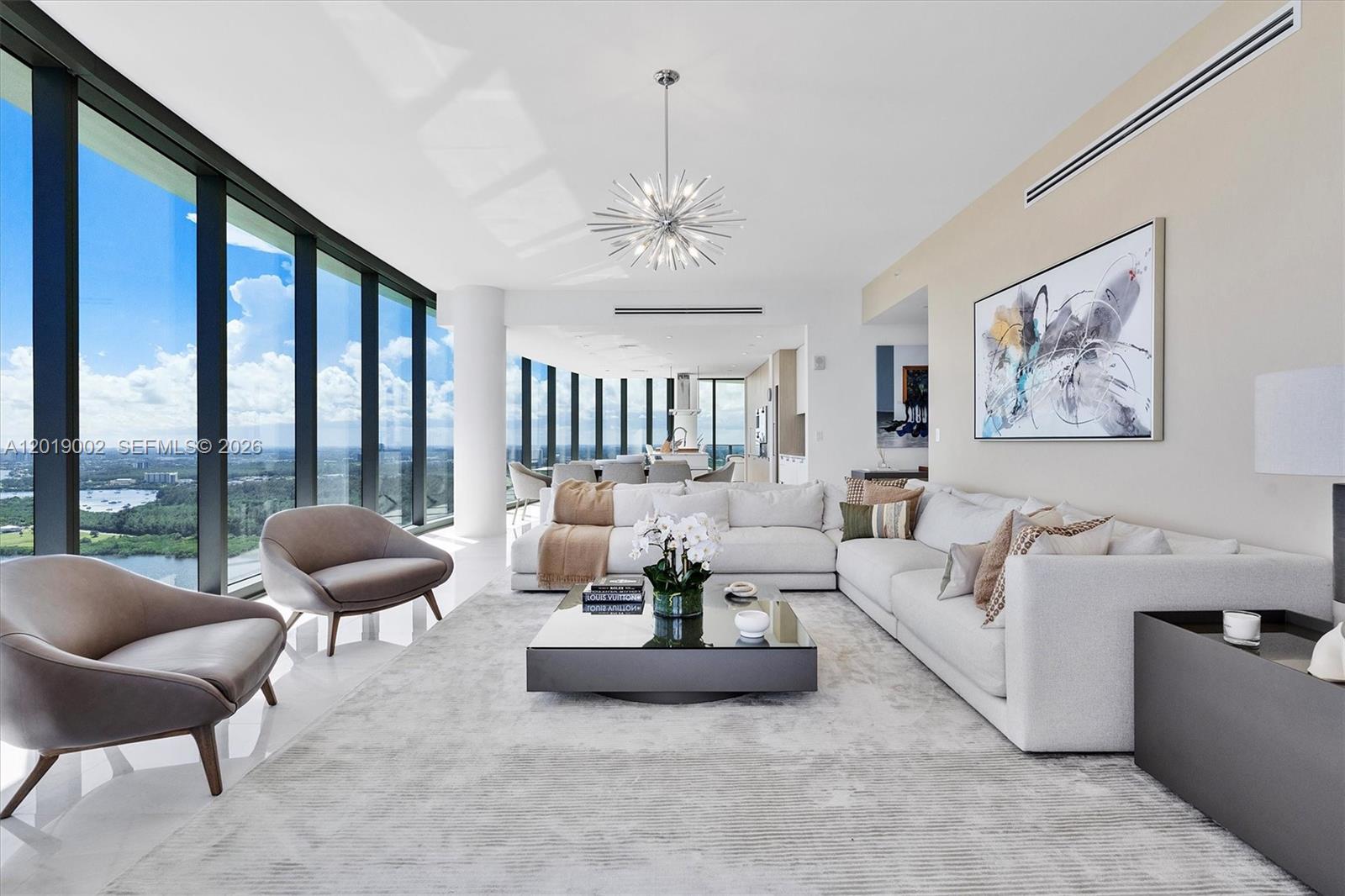 3605 4 / 6 3204 sq. ft. $ 2026-05-14 0 Photo