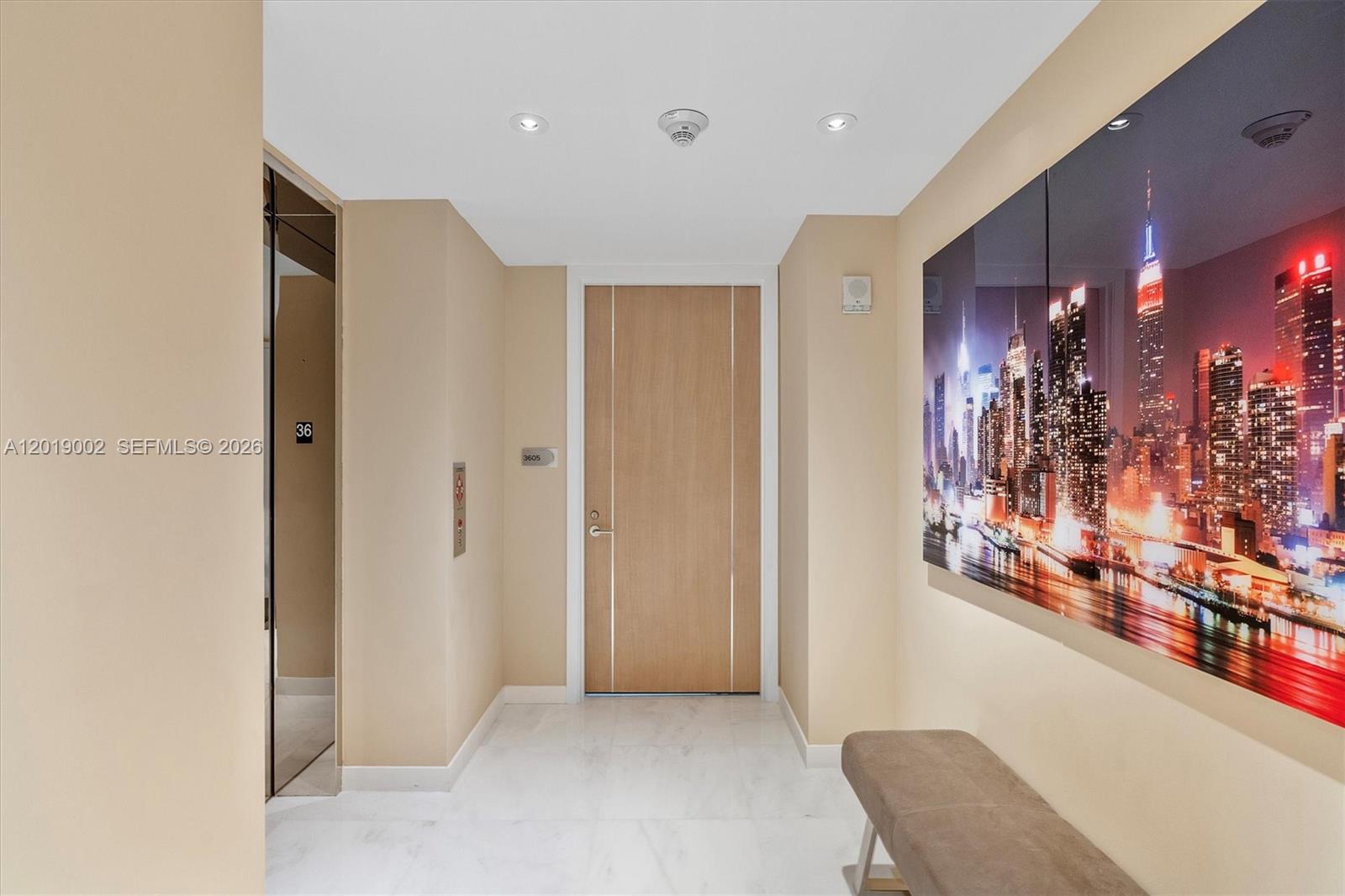 3605 4 / 6 3204 sq. ft. $ 2026-05-14 0 Photo