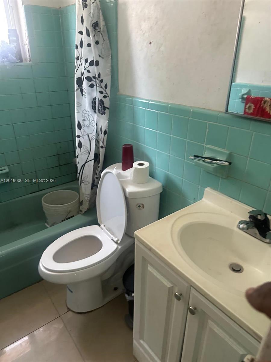   /  2305 sq. ft. $ 2026-05-14 0 Photo