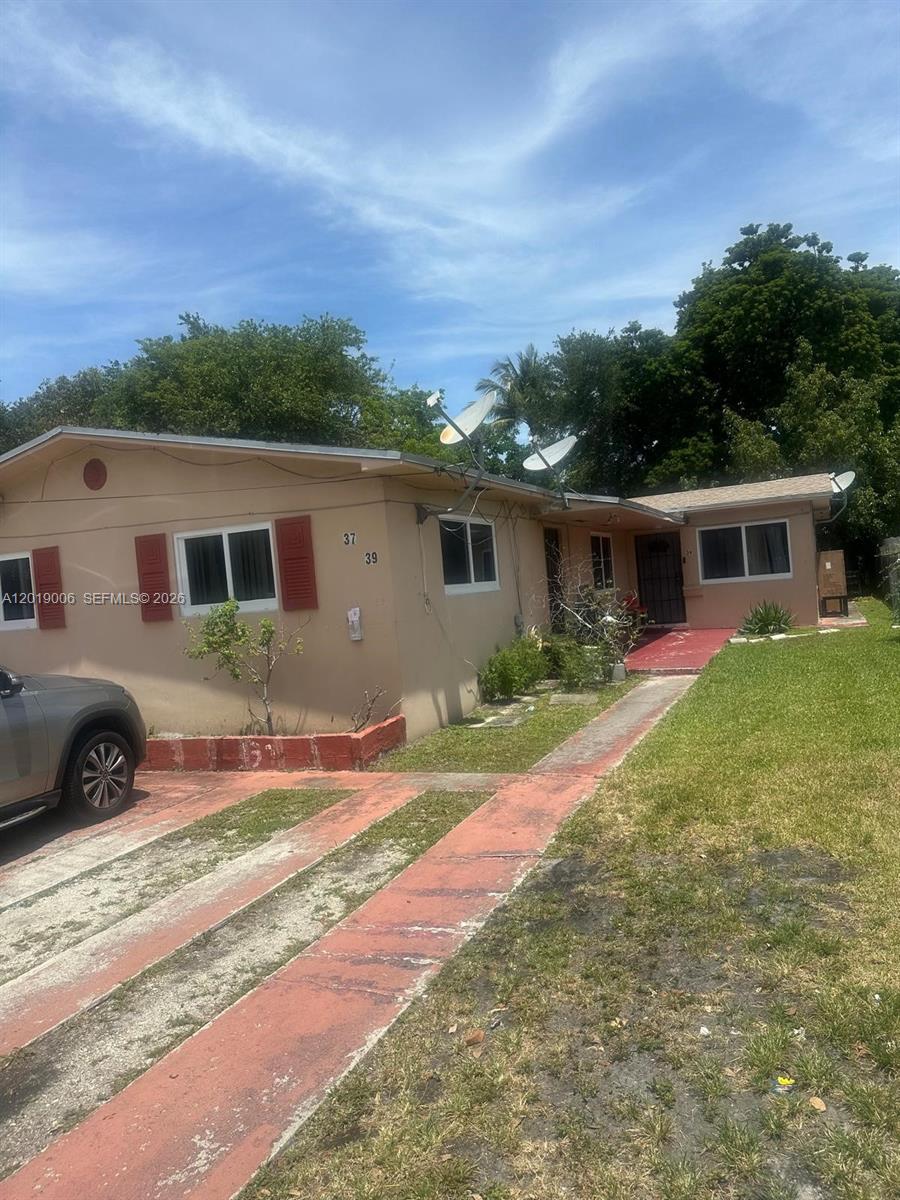   /  2305 sq. ft. $ 2026-05-14 0 Photo