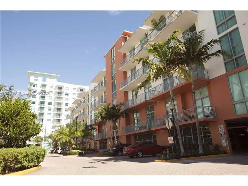Photo of    #505, Hollywood, Florida, 33020 - Exterior Front