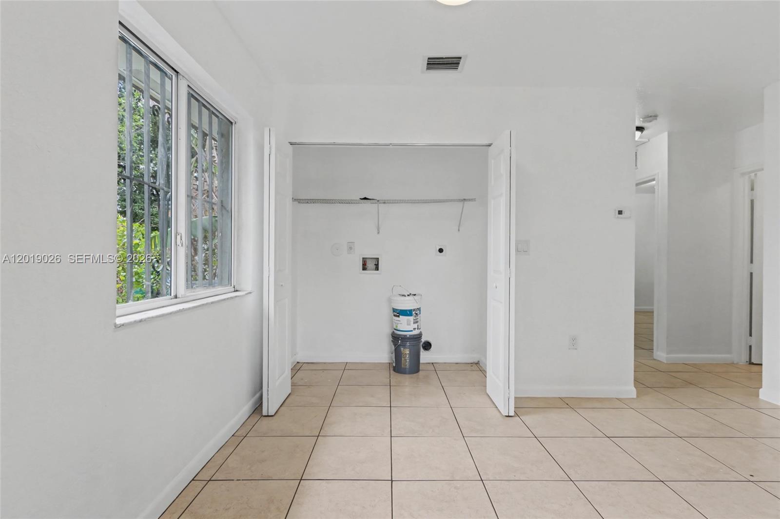 See details / 1854 sq. ft. $ 2026-05-14 0 Photo