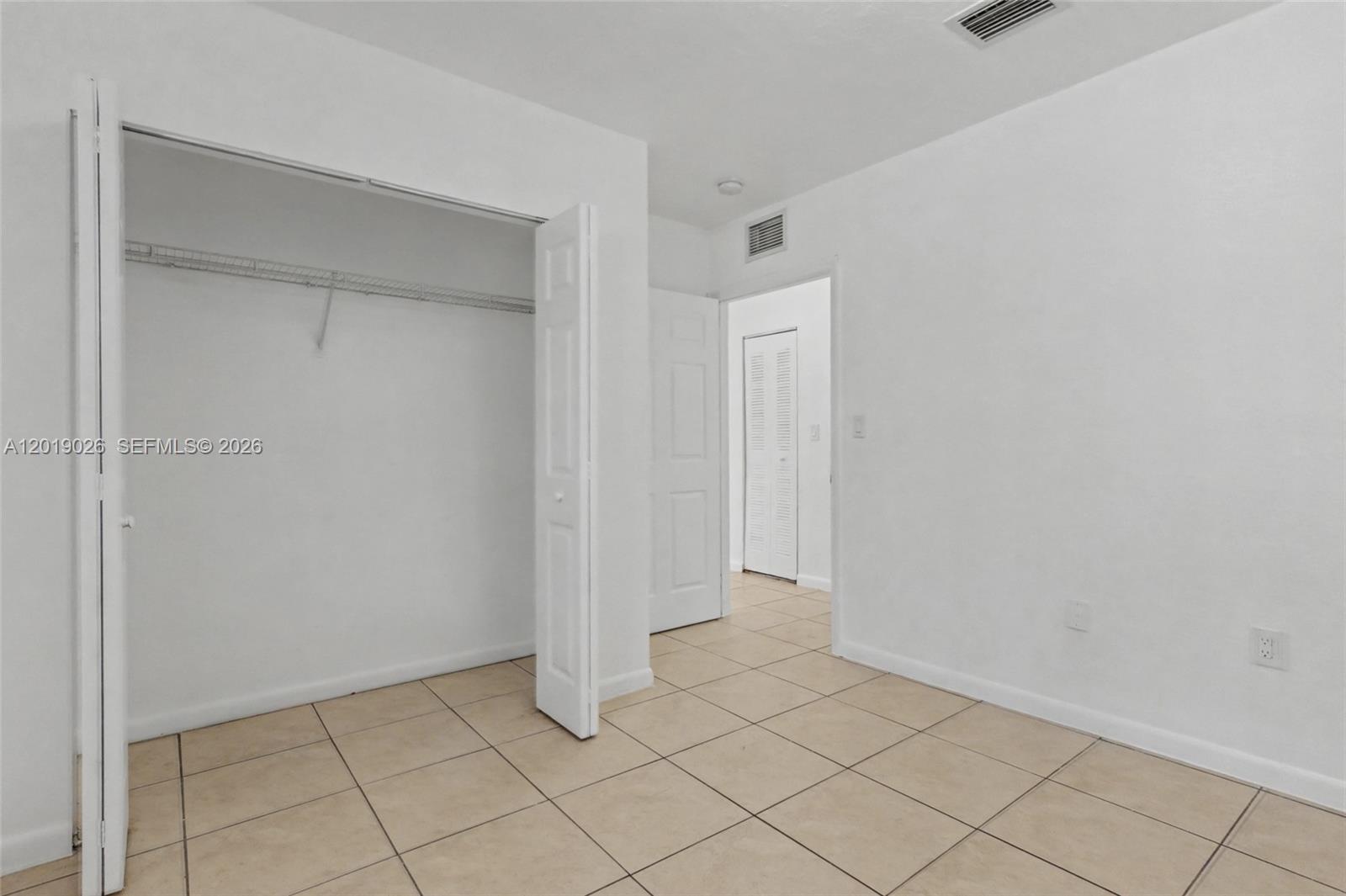 See details / 1854 sq. ft. $ 2026-05-14 0 Photo