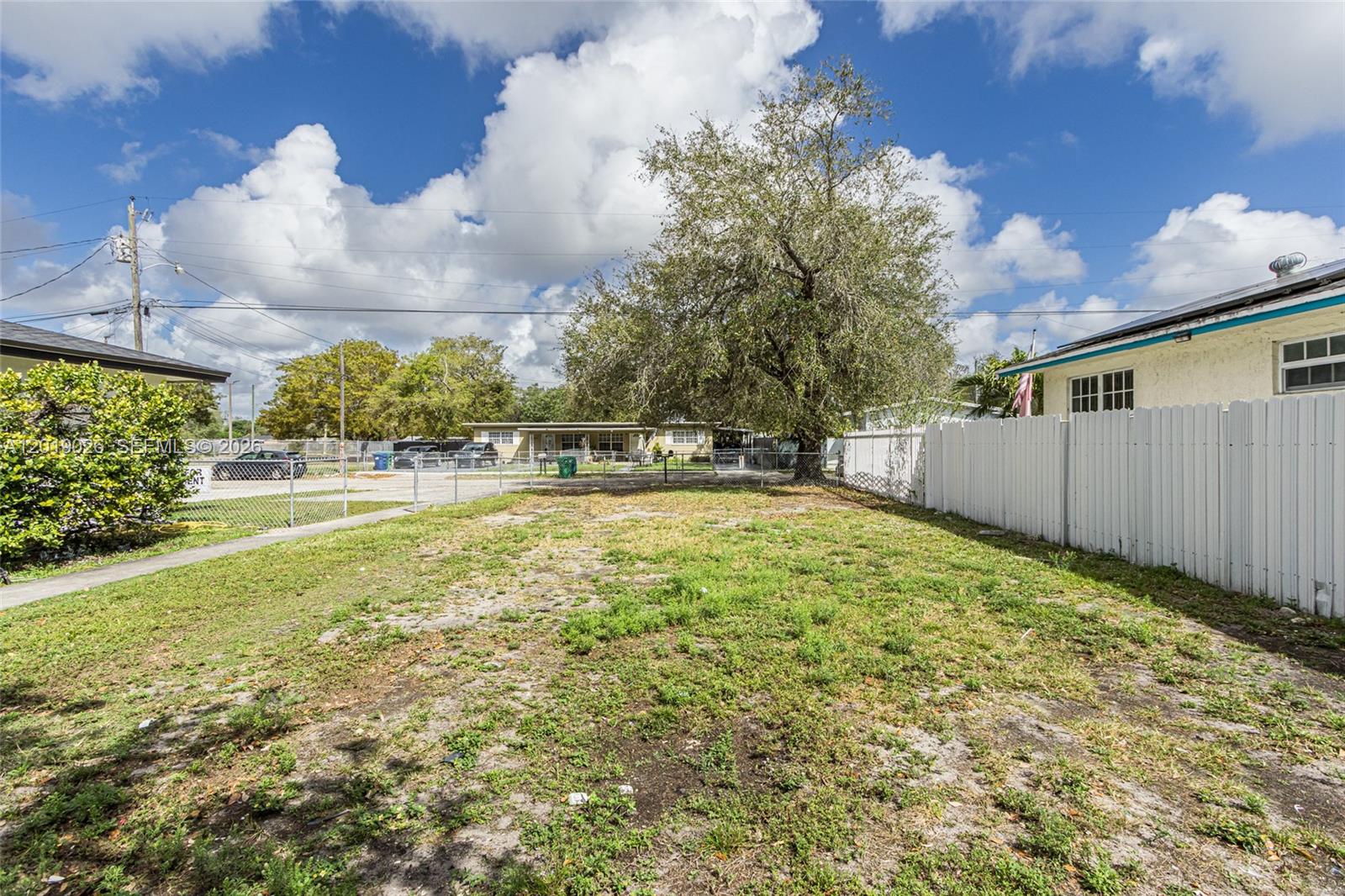 See details / 1854 sq. ft. $ 2026-05-14 0 Photo