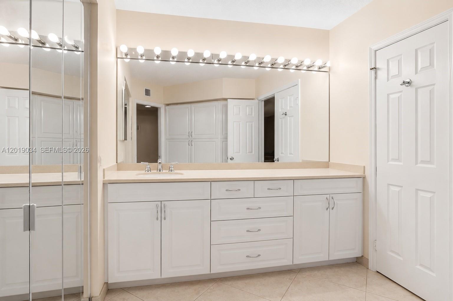 Photo of 3530 Mystic Pointe Dr  #1205, Aventura, Florida, 33180 - 