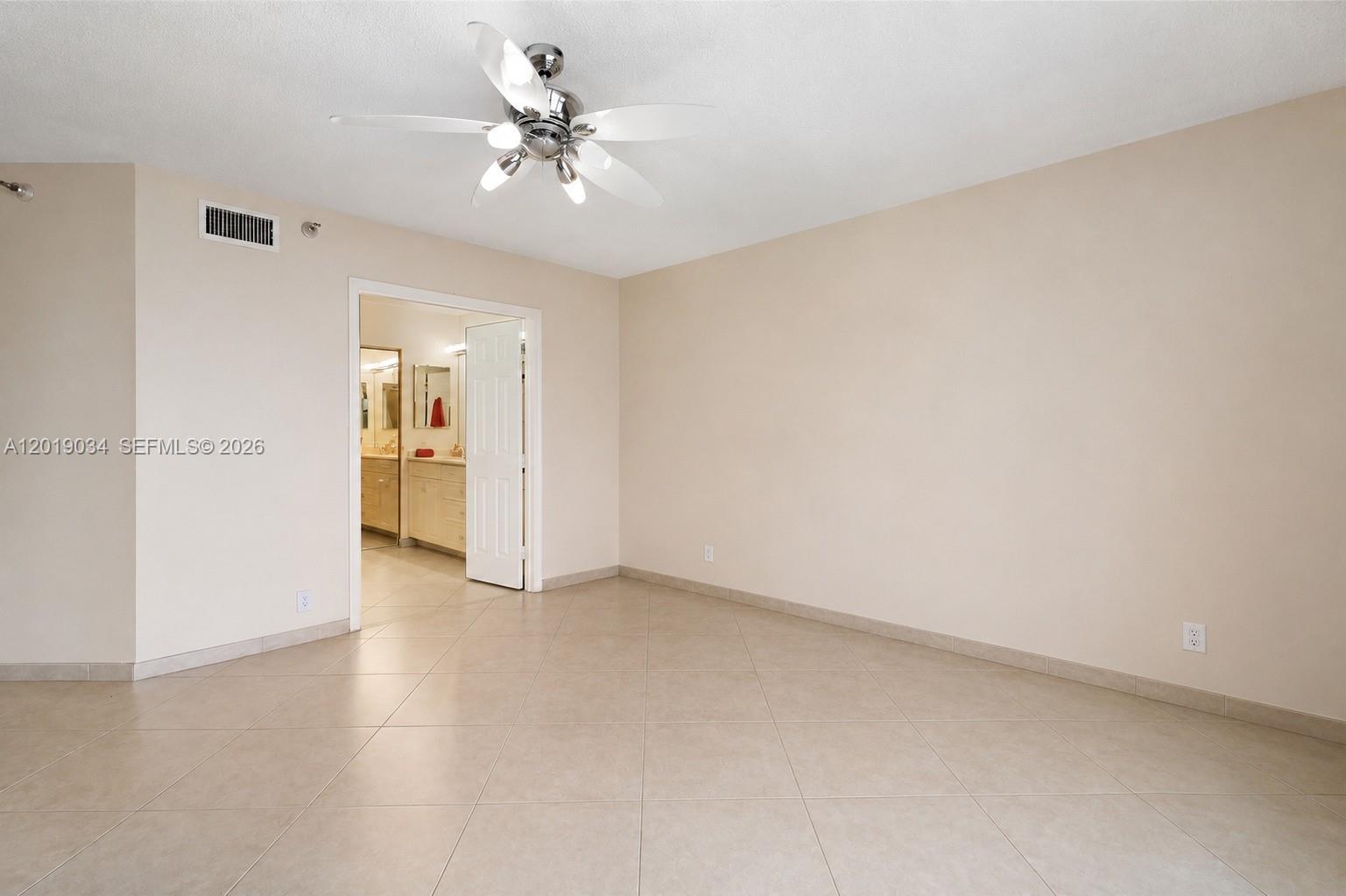 Photo of 3530 Mystic Pointe Dr  #1205, Aventura, Florida, 33180 - 