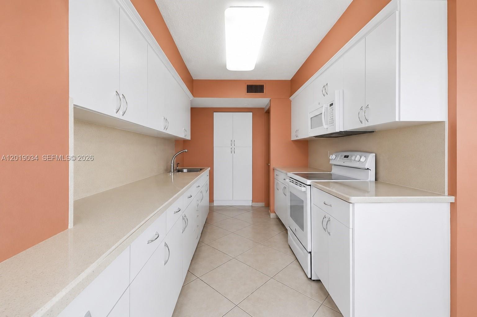Photo of 3530 Mystic Pointe Dr  #1205, Aventura, Florida, 33180 - 